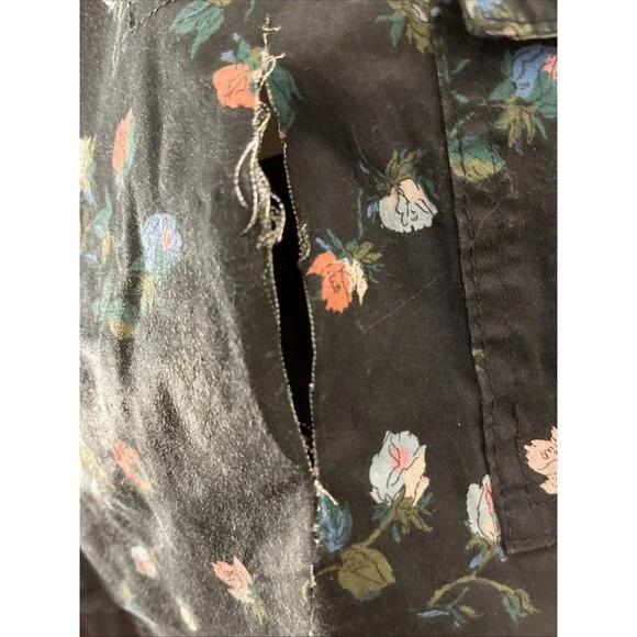 Lee Women's Skort Skirt Mid Rise Regular Fit Cargo Pockets Size 10 M Floral - Picture 9 of 16